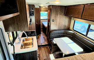 Morena-QuickResponse-Winnebago 24' QueenSlideout