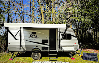 Compact Adventure Trailer, Sleeps 5! - Baja 174BH