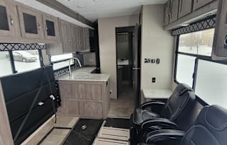 Work and play toyhauler
