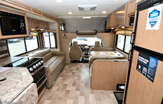 2020 Thor Motor Coach Chateau 27R