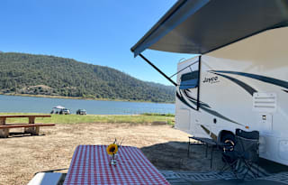 *NEW LISTING* 2022 JAYCO/Stock & Ready 4 your trip