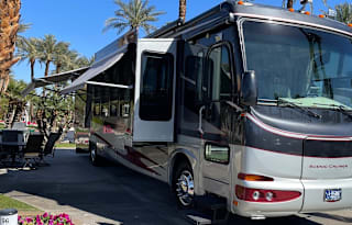 Stationary Luxury Coach Experience