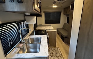 Pet Friendly Travel Trailer Vet Owned