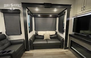 REDWOOD w/ Residential Kitchen, 1.5 baths, W/D