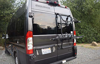 Pop-Up Campervan – Sleeps 4, Fully Stocked!