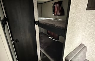 2023 Jayco – Clean, Cozy, & Fully Stocked!