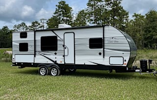The Adventurer by Ridgeton RV Rentals, LLC