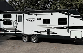 24’ Grand Design Imagine Bunkhouse