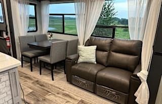 2022 Keystone RV Montana High Country 295RL