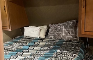 2015 Keystone RV Summerland 3030BHGS