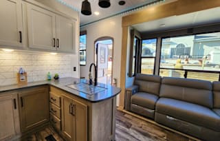 2023 Keystone RV Carbon 357