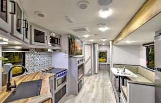 Genene: Modern, Spacious, Clean!