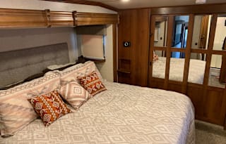 2017 Heartland Big Horn BH 3760 EL