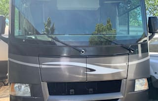 2011 Thor Motor Coach Hurricane 32D