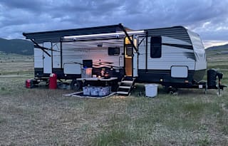 Elmo RV Rental 28 foot RV