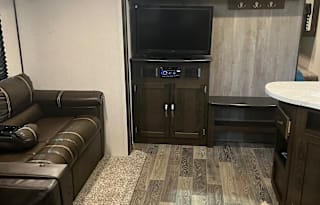 Nearly New Bunkhouses at Arcadia