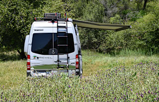 2019 Winnebago Revel 4X4 adventura furgonee from California Adventure Vans