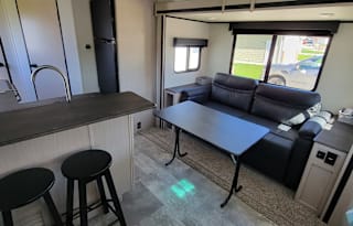 2022 Coachmen RV Apex Ultra-Lite 211RBS