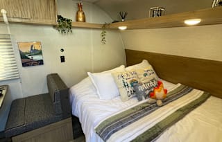 ***Brand New**Wolf Den Light Weight Travel Trailer