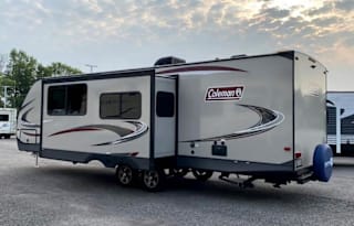 2020 Dutchmen RV Coleman Light 2835BH