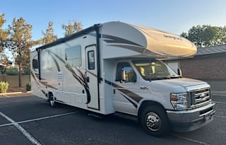 Kid/Pet Tested & Adult Privacy, Sleeps 9 w/ Bunks