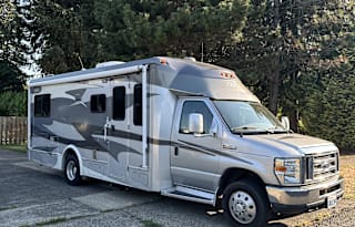 Rolling Comfort: Cozy 2008 Itasca Cambria 26ft