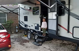 "Seasprite" Fully Stocked Camper for 2!!