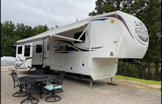 2010 Heartland Bighorn 3580RL