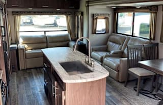 The Getaway w/TV & Bluetooth Radio
