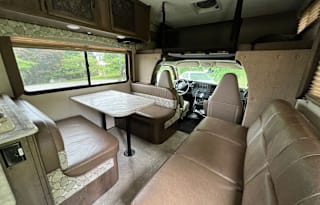 Sensamotion... 2018 Coachmen RV Freelander 27QB