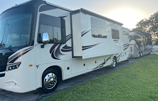 Disney 2021 Jayco Precept 34B-Stationary only