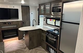 2022 Forest River RV Wildwood X-Lite 273QBXL