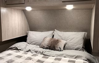 The Cozy Coachman