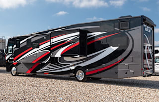 2021 Thor Motor Coach Outlaw 38KB