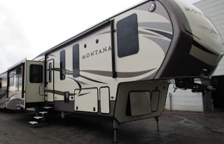 2018 Keystone RV Montana 3950BR