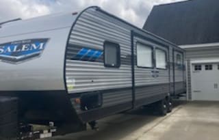 2021 Forest River Salem 31KQBTS  **DELIVERY ONLY**