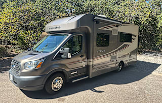 Wonderful Winnebago Fuse! Very Clean Low Miles