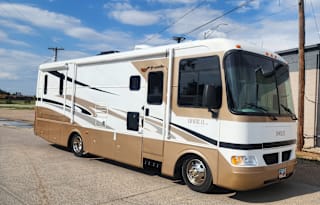 OntheRoad Family Coach