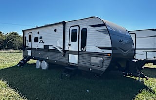 The Ryan's Pet Friendly Camper Rental