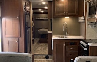 Forest River Sunseeker Hatteras Bunkhouse