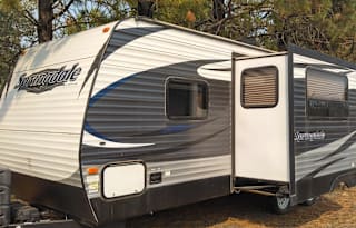 2016 Keystone RV Springdale w/Arctic Package