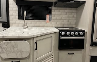 2022 Jayco Jay Feather 27BHB