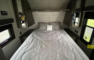 Adventure Awaits in Our 2021 Jayco Jay Flight SLX