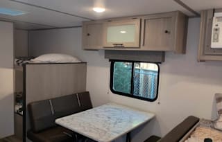 2024 Dutchmen RV Coleman Lantern LT Series 17B