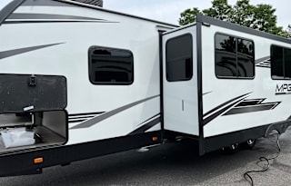 Great Family Getaway w/ Bunk House
