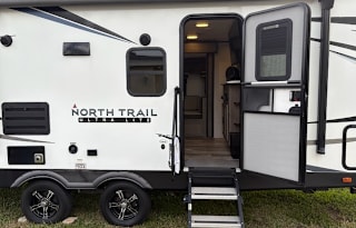 Hassle-Free! Delivered & Setup- Bunkbed Camper