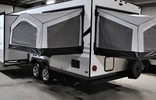 2018 ForestRiver RockwoodRoo Family Glamper