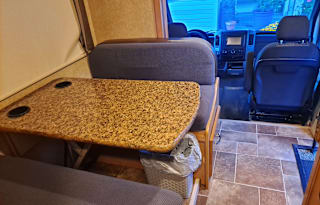 2017 Thor Motor Coach Chateau Sprinter 24HL