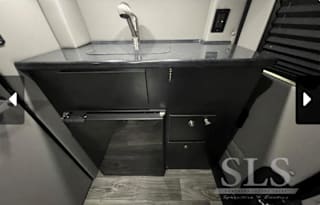 2024 Midwest Automotive Designs Daycruiser D6