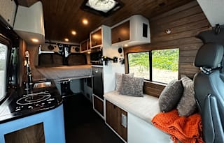 Offgrid 2021 Mercedes sprinter